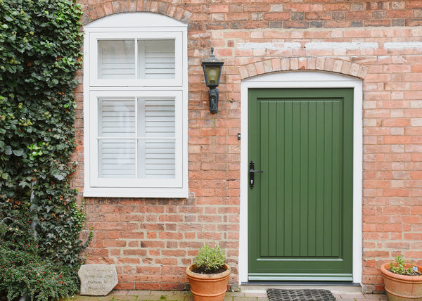 Tudor Lever Espag. Lock Set