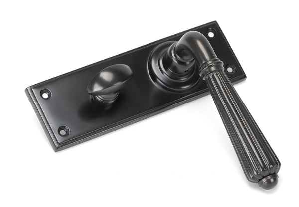 Hinton Lever Bathroom Set