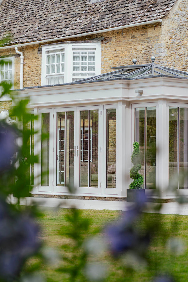 Newbury Slimline Lever Espag. Lock Set