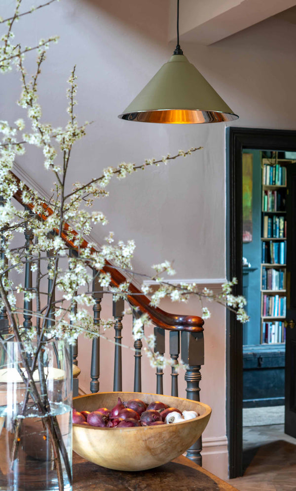 Smooth Nickel Hockley Pendant