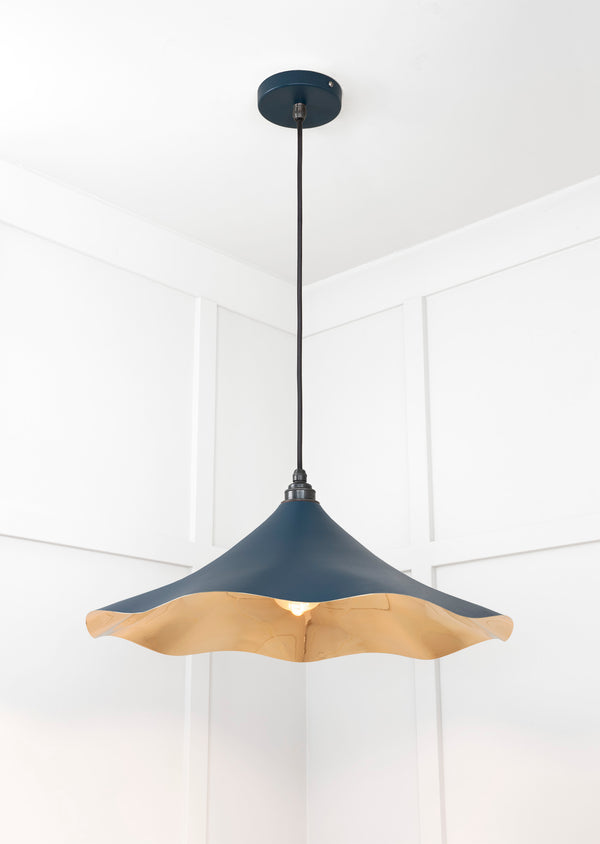 Smooth Brass Flora Pendant