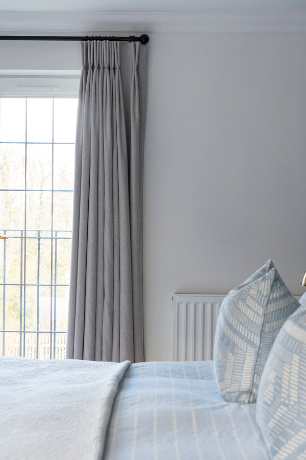 Hammered Ball Curtain Finial (pair)