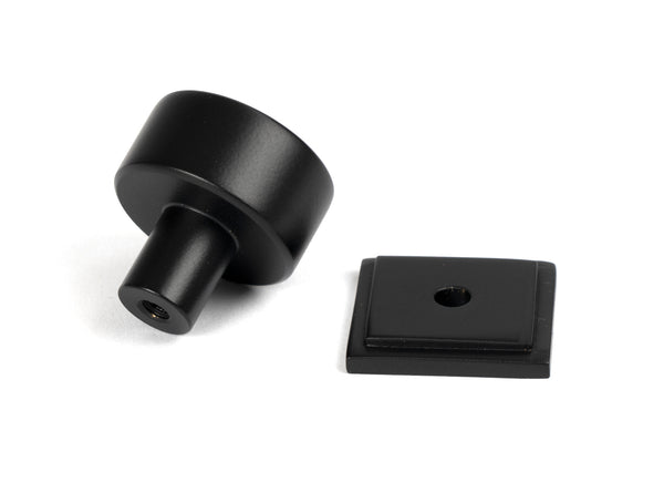 25mm Kelso Cabinet Knob