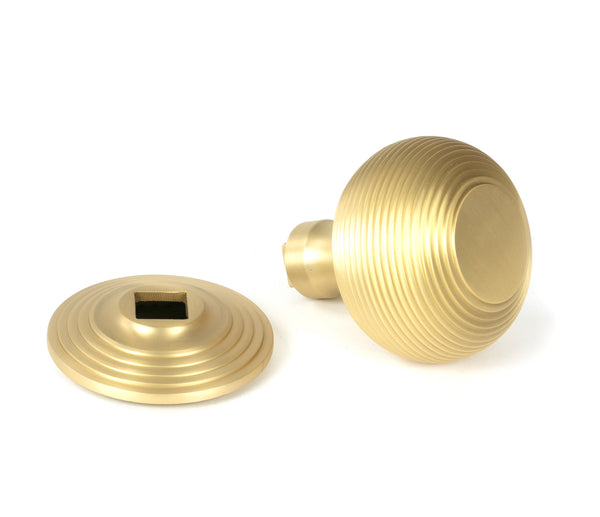 Beehive Centre Door Knob by From The Anvil