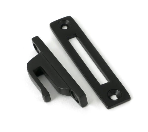Locking Newbury Fastener by From The Anvil