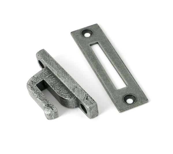Locking Newbury Fastener by From The Anvil