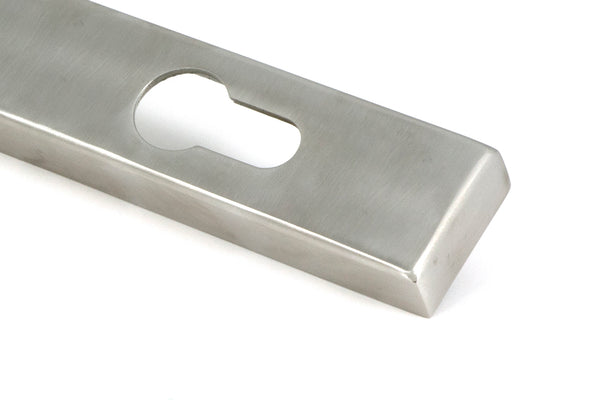 Reeded Slimline Lever Espag. Lock Set