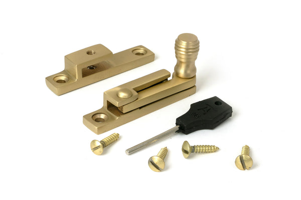 Prestbury Quadrant Fastener - Narrow by From The Anvil