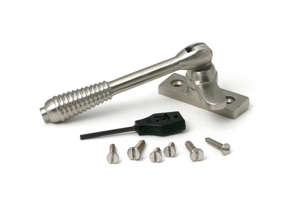 Locking Reeded Fastener by From The Anvil