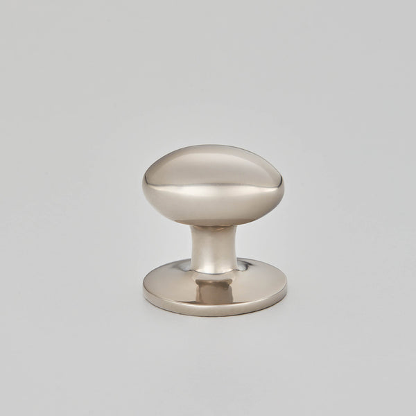 Croft - Reeded Ball Knob Latch Furniture 6510
