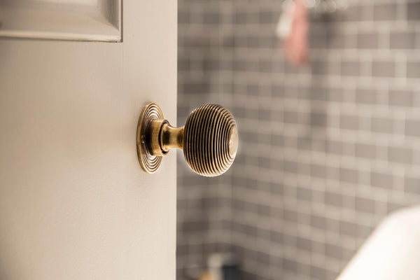 Beehive Mortice/Rim Knob Set