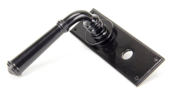 Regency Lever Bathroom Set