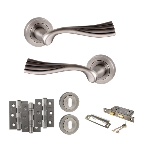 Old English Richmond Door Handle Pack (3 Lever Lock Set - 3" CE Sashlock, 3" Fire Rated Hinges x3) by Atlantic Hardware