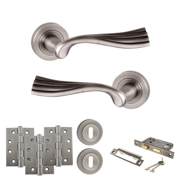 Old English Richmond Door Handle Pack (3 Lever Lock Set - 3" CE Sashlock, 4" Fire Rated Hinges x3) by Atlantic Hardware