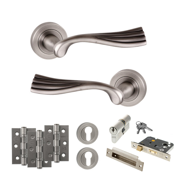 Old English Richmond Door Handle Pack (Euro Lock Set - 3" CE Sashlock, 3" Fire Rated Hinges x3) by Atlantic Hardware