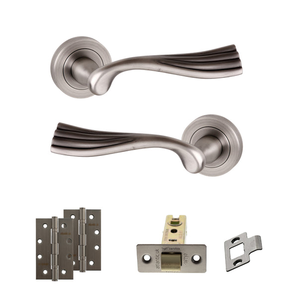 Old English Richmond Door Handle Pack (Latch Set - 2.5" CE Latch, 4" Slim Knuckle Hinges x2) by Atlantic Hardware