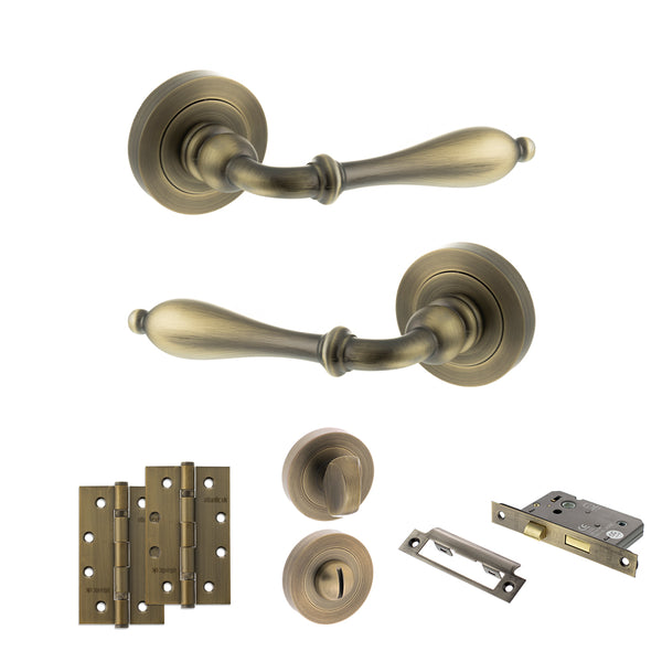 Old English Wrexham Door Handle Pack (Bathroom Set - 3" CE Bathroom Lock, 4" Slim Knuckle Hinges x2) by Atlantic Hardware
