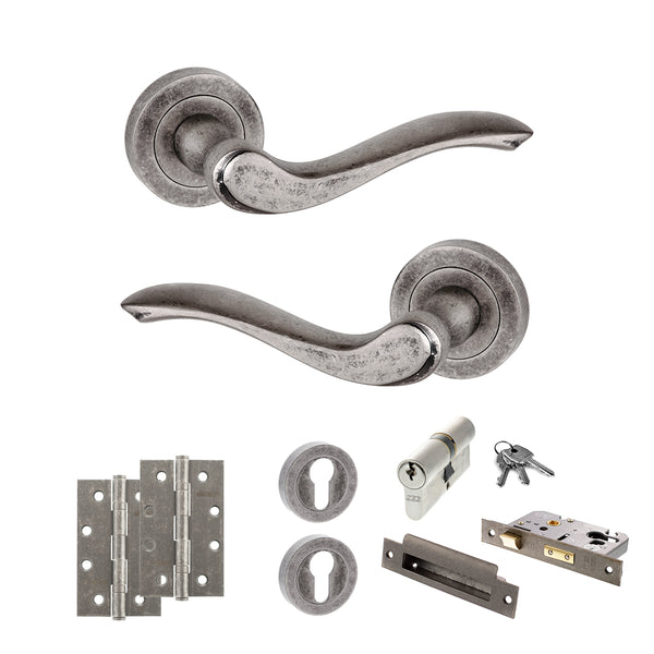 Old English Warwick Door Handle Pack (Euro Lock Set - 2.5" CE Sashlock, 4" Slim Knuckle Hinges x2) by Atlantic Hardware