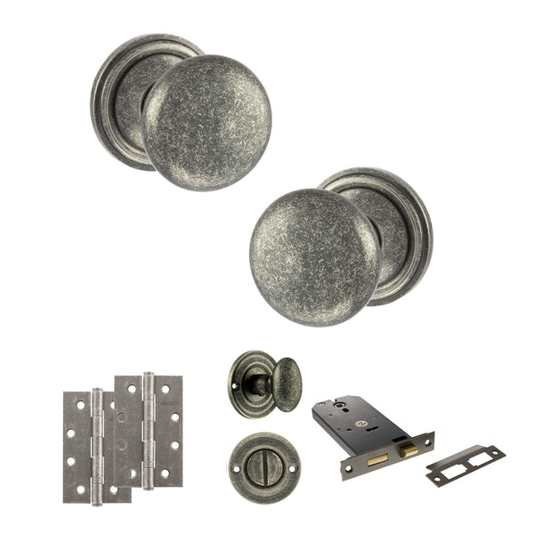 Old English Harrogate Door Knob Pack (Lock Set - Horizontal Bathlock, 4" Slim Knuckle Hinges x2) by Atlantic Hardware