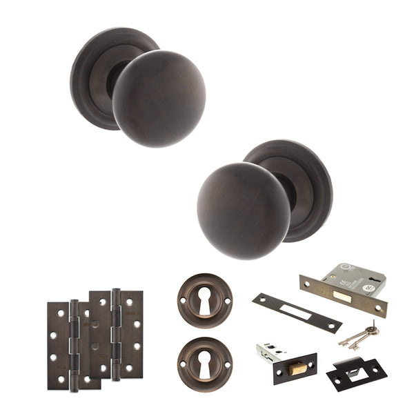 Old English Harrogate Door Knob Pack (Lock Set - 3" Latch & Deadlock, 4" Slim Knuckle Hinges x2) by Atlantic Hardware