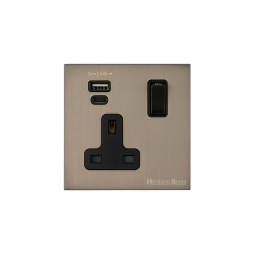 Windsor Range Aged Pewter Switches & Sockets, WAP - 1G 13A Socket with USB-A+C by Heritage Brass By M-Marcus