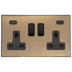 Windsor Range Matt Antique Brass Switches & Sockets, WN92 - 2G 13A Socket with USB-A+C by Heritage Brass By M-Marcus