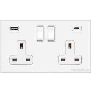 Windsor Range Matt White Switches & Sockets, WNW - 2G 13A Socket with USB-A+C by Heritage Brass By M-Marcus