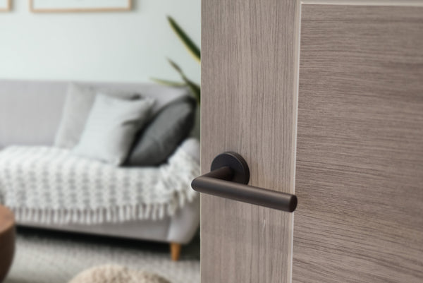 Forme Elle Lever Door Handle on Minimal Round Rose - additional image
