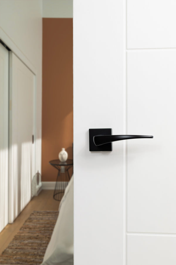 Forme Foglia Lever Door Handle on Minimal Square Rose - additional image