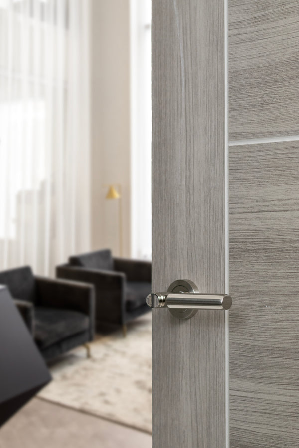 Mediterranean Palermo Lever Door Handle on Round Rose - additional image