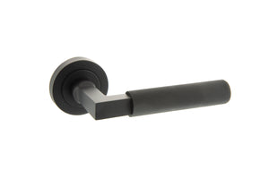 Millhouse Brass Cartwright Knurled Lever Door Handle on Round Rose by Atlantic Hardware