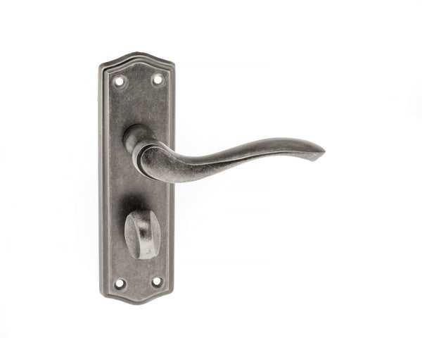 Old English Warwick WC Lever Door Handle on Backplate - Distressed Silver - Default