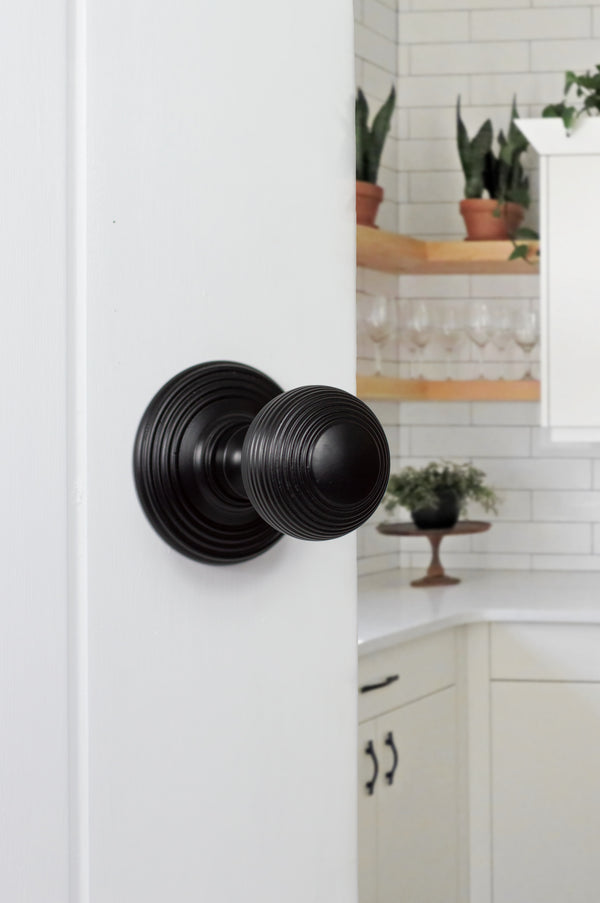 Old English Ripon Solid Brass Reeded Beehive Mortice Door Knob on Concealed Fix Rose - additional image