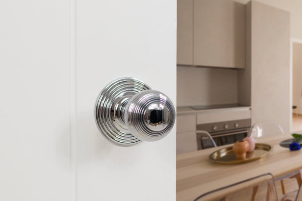 Old English Ripon Solid Brass Reeded Beehive Mortice Door Knob on Concealed Fix Rose - additional image