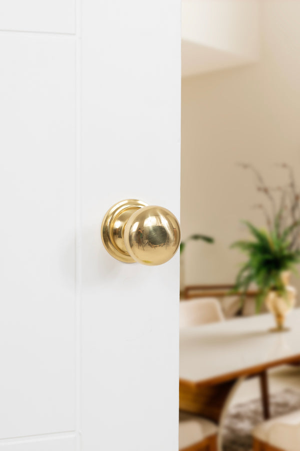 Old English Harrogate Solid Brass Mushroom Mortice Knob on Concealed Fix Rose - additional image