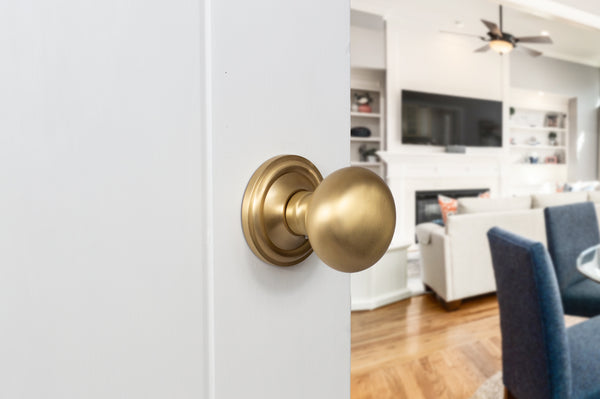 Old English Harrogate Solid Brass Mushroom Mortice Knob on Concealed Fix Rose - additional image