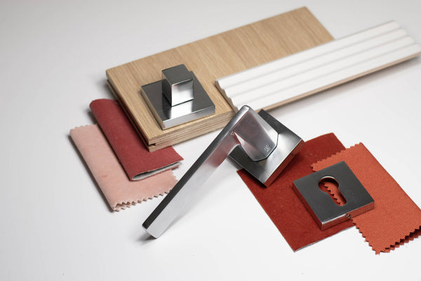 Oro&Oro Unica Lever Door Handle on Square Rose - additional image