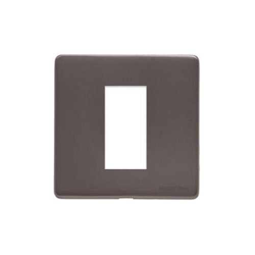 Verona Range Switches & Sockets - 1 Module Euro Plate by Heritage Brass By M-Marcus