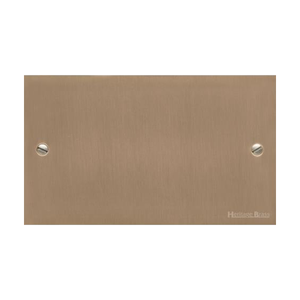 Victorian Elite Range Antique Brass Switches & Sockets, R91 - Double Blank Plate by Heritage Brass By M-Marcus