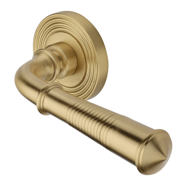 M Marcus - Heritage Brass, Bridgetown Reeded Door Handle on Round Rose, Door Handles, Door Handles on Round Rose