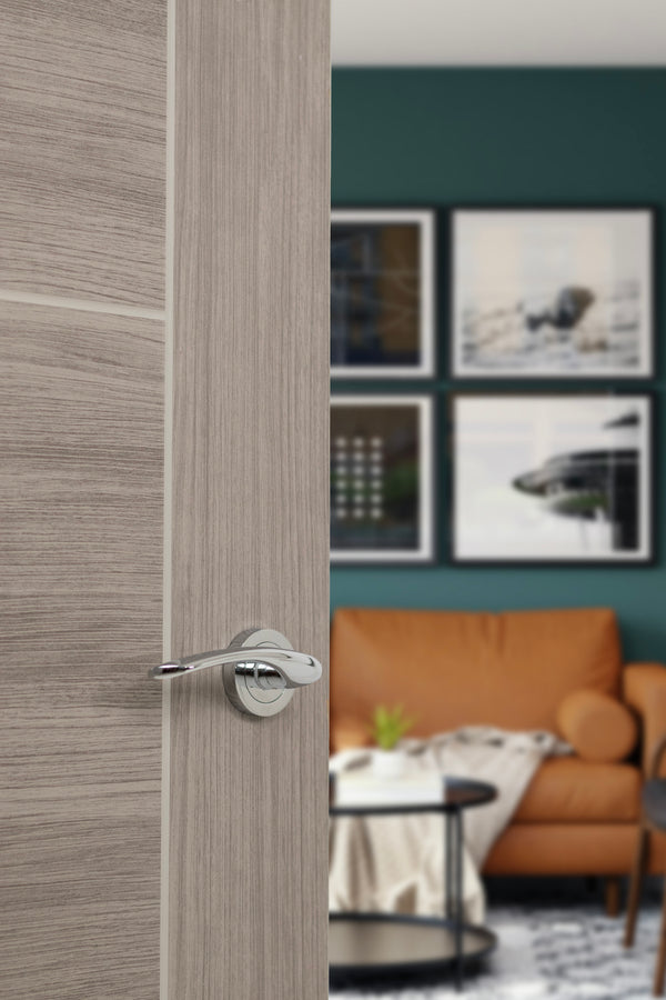 STATUS Arizona Lever Door Handle on Round Rose - additional image