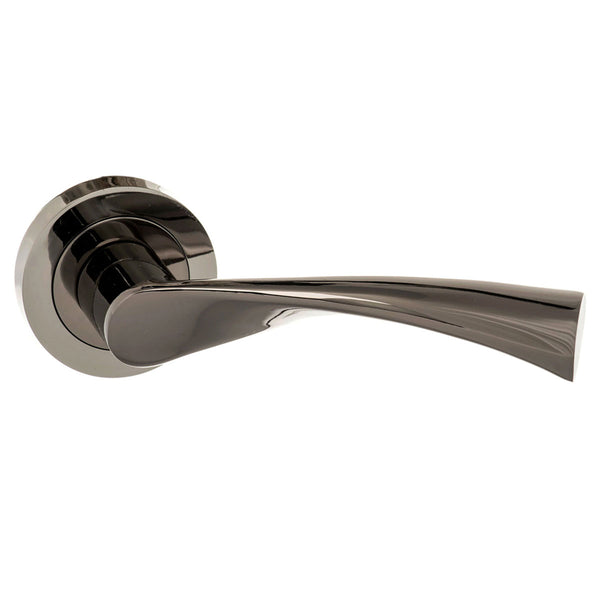 Status Colorado Lever Door Handle on Round Rose