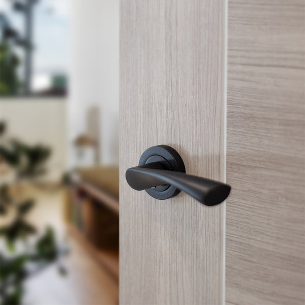 Atlantic Colorado Door Pack Bundle (3" Latch, 3"x2" Hingesx3)