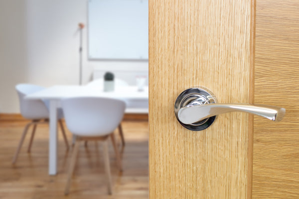 STATUS Colorado Lever Door Handle on Round Rose - additional image