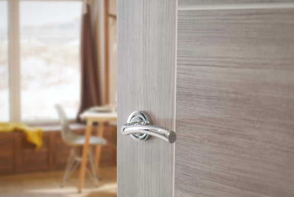 STATUS Texas Lever Door Handle on Round Rose - additional image