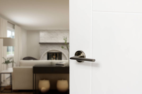 STATUS Alabama Lever Door Handle on Round Rose - additional image