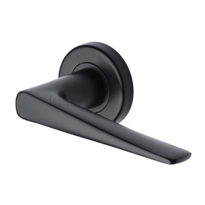 Amalfi Door Handle on Round Rose - Matt Black