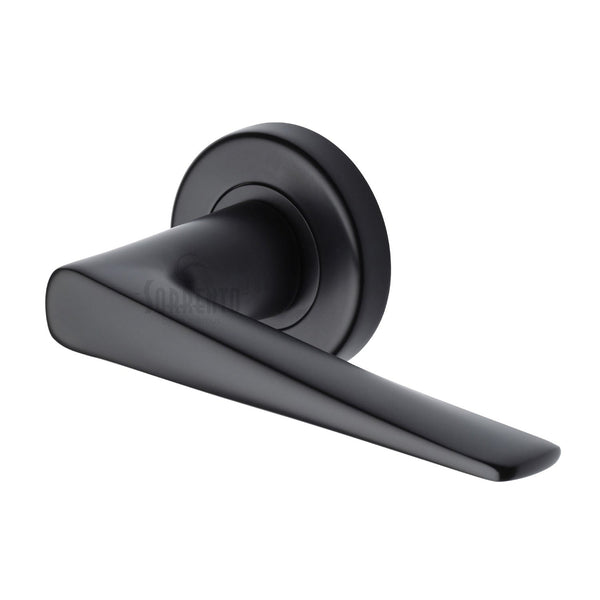 Amalfi Door Handle on Round Rose - Matt Black