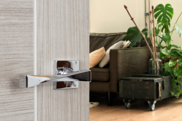 Senza Pari Guido Lever Door Handle on Flush Square Rose - additional image