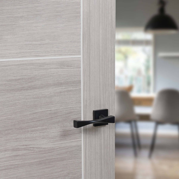 Senza Pari Guido Lever Door Handle on Flush Square Rose - additional image